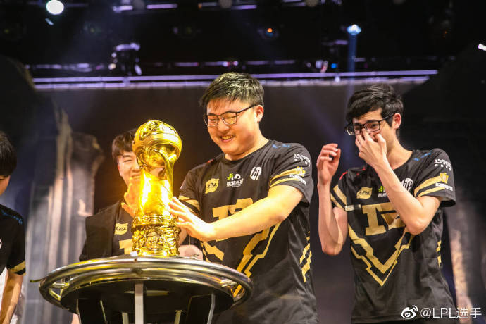 退役后，Uzi能去哪？