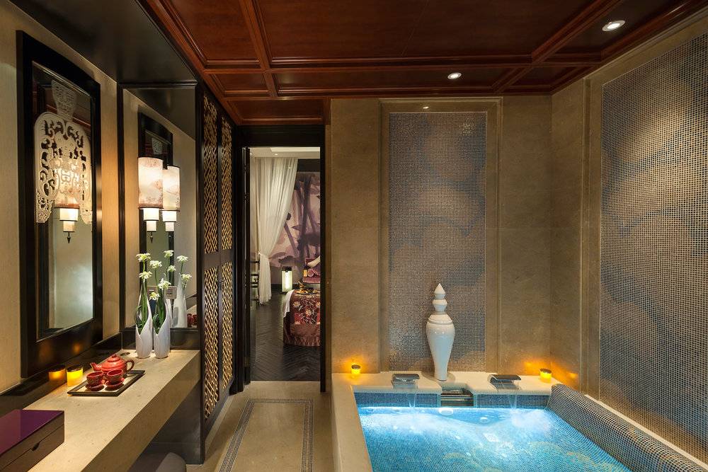 guangzhou-luxury-spa-couple-suite-wet-facilities.jpg