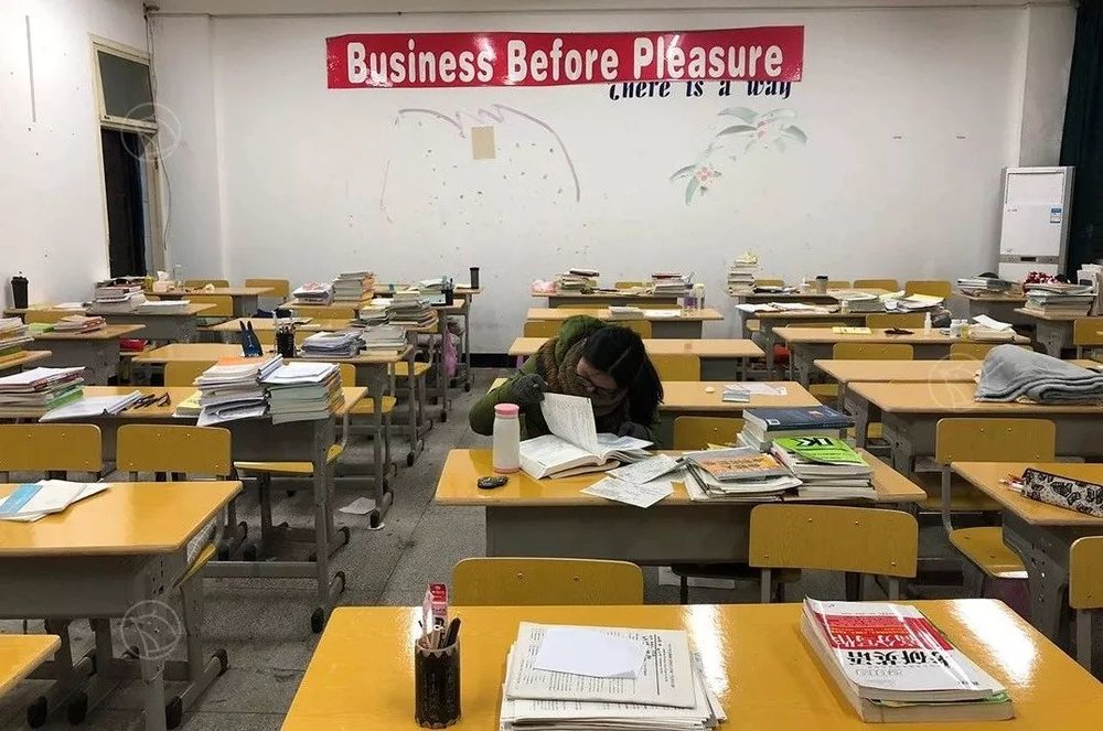 考研党的漫长拉锯战:没有人真正喜欢,只是不得