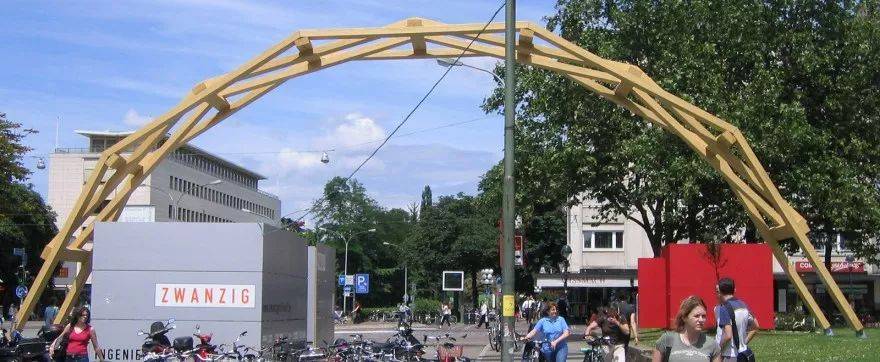 德国弗赖堡的达芬奇编木拱桥