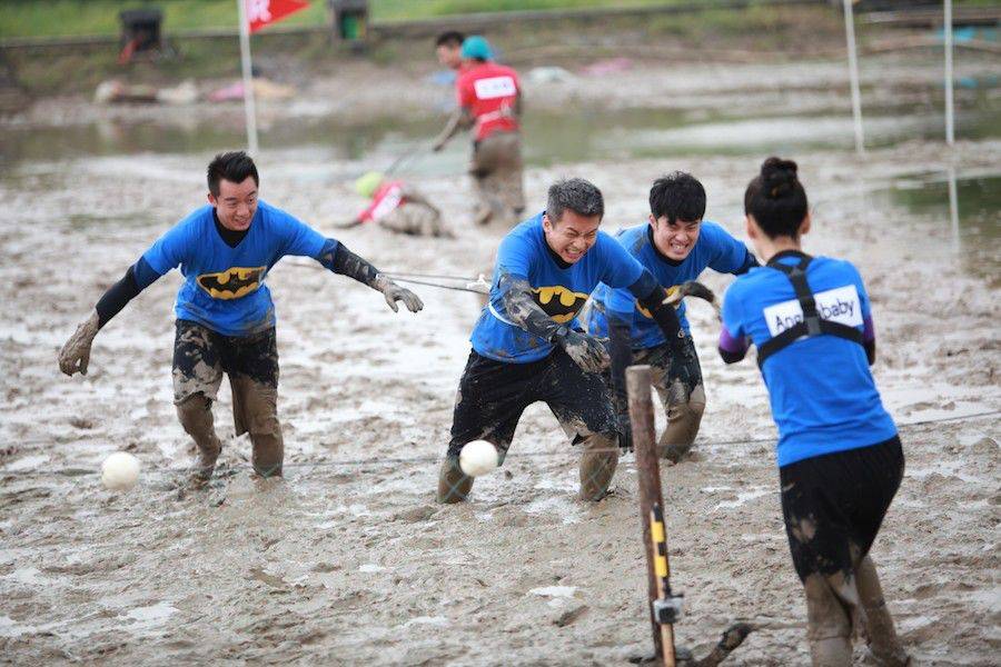 同时,像《极限勇士》《全员加速中》《壮志凌云》等等以极限运动