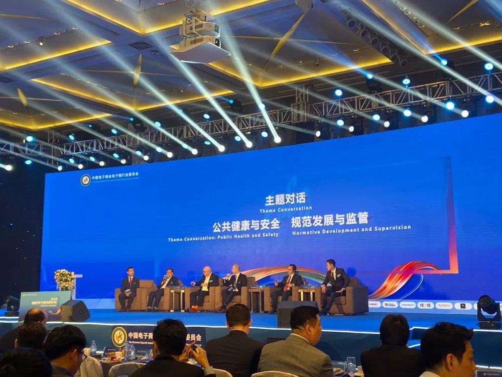图片上传中...