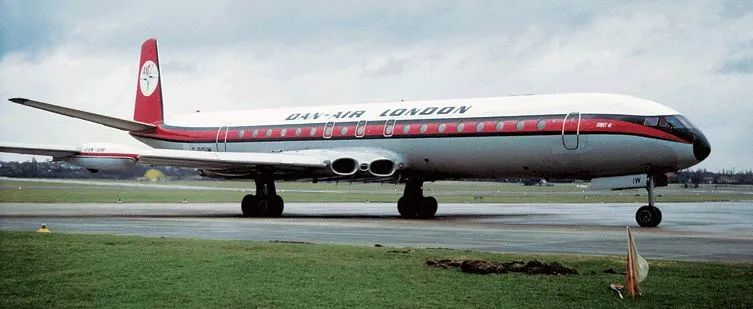 飞机也会疲劳？DC-3、彗星号等型号运营中为何失事解体？