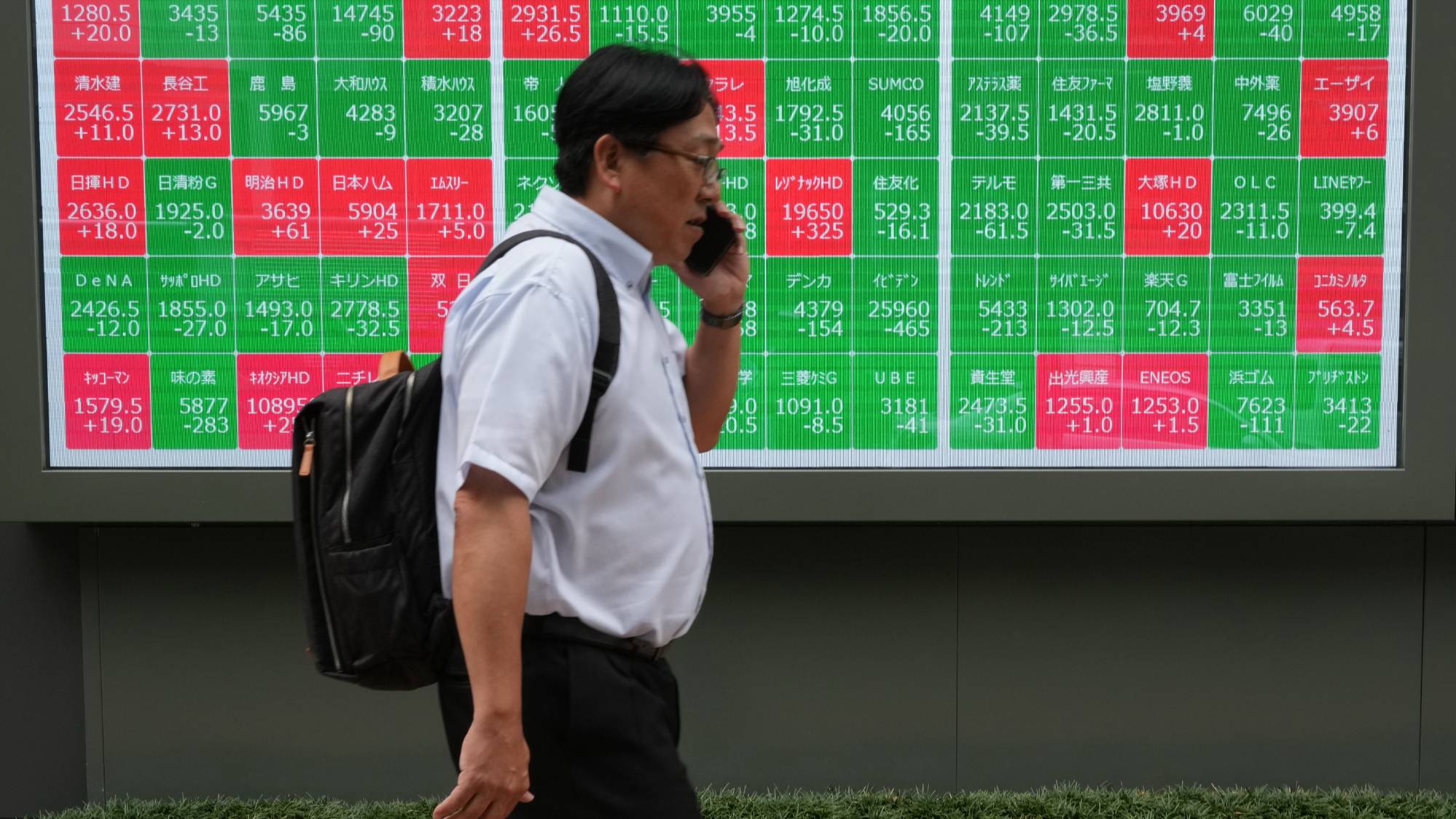 日本为何爆发倒闭潮？