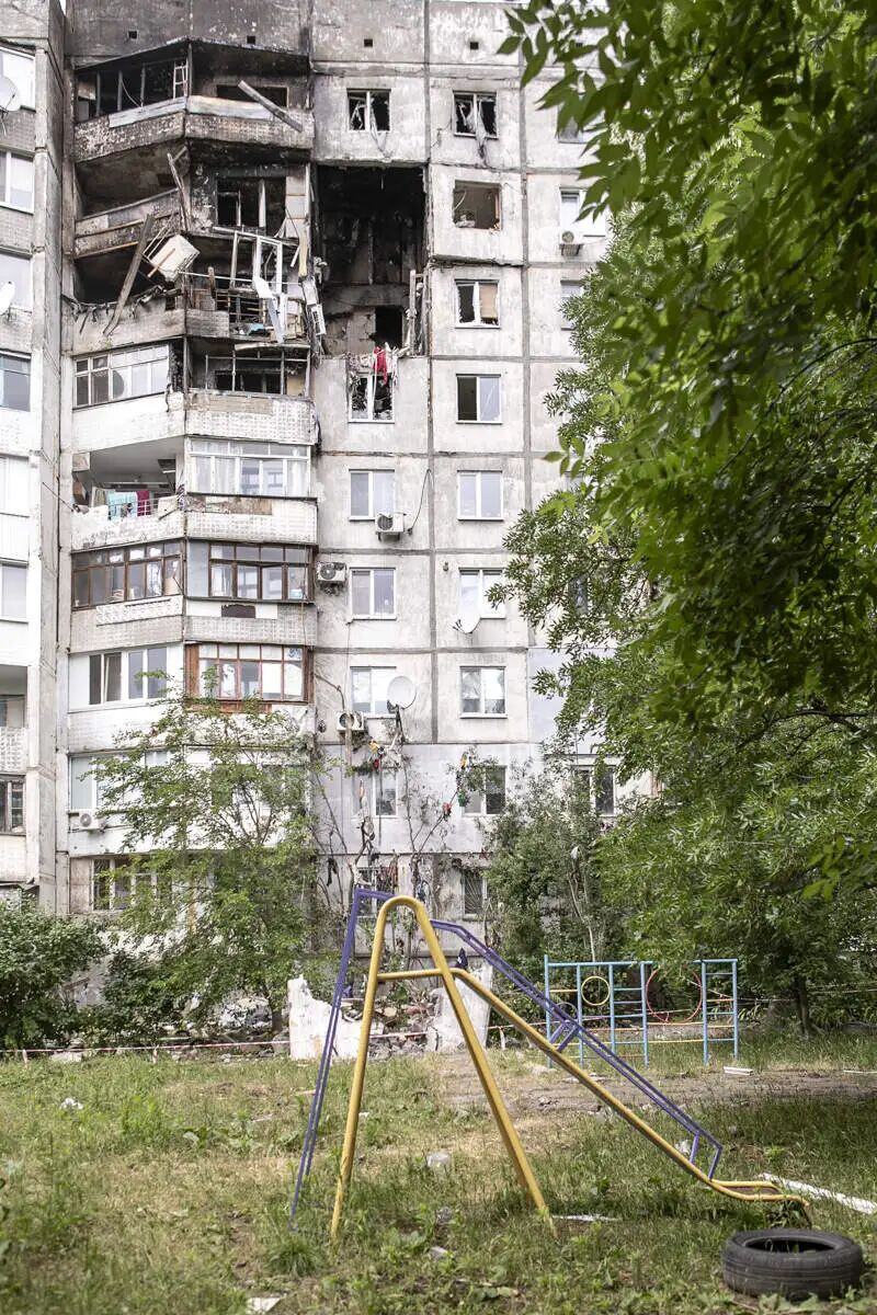 极化帝国主义：危机四伏的腐朽新阶段| Tricontinental: Institute for Social Research, image size:800x1200