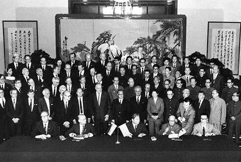 China's $1T Service Trade Led by AI Exports