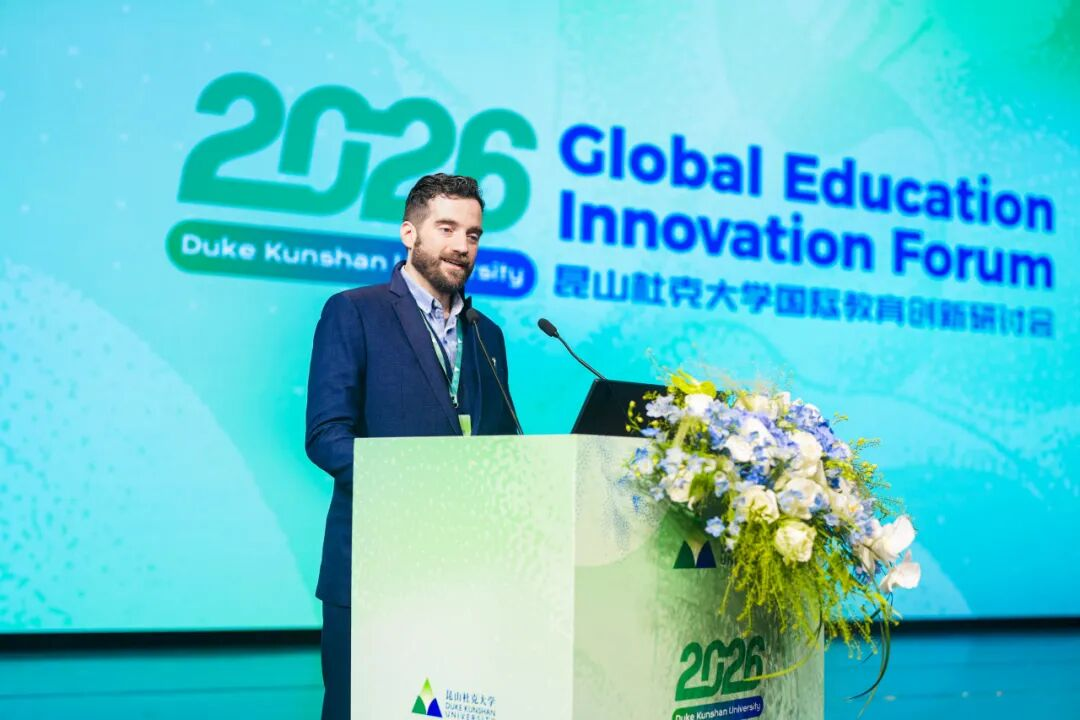 AI Reshapes Education: Humans Irreplaceable