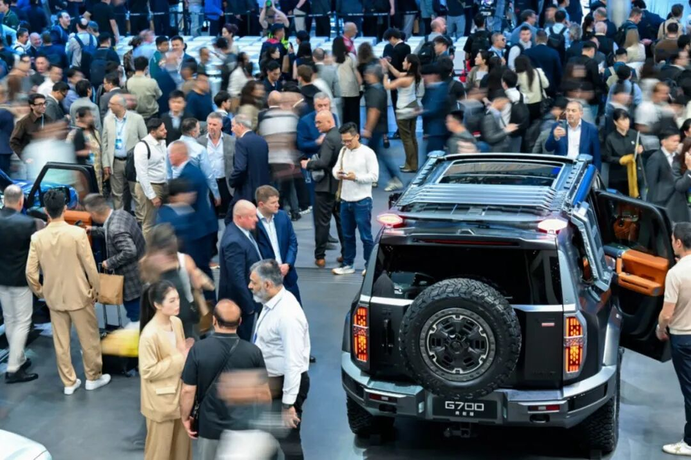 China's auto market faces oversaturation and 'death valley'