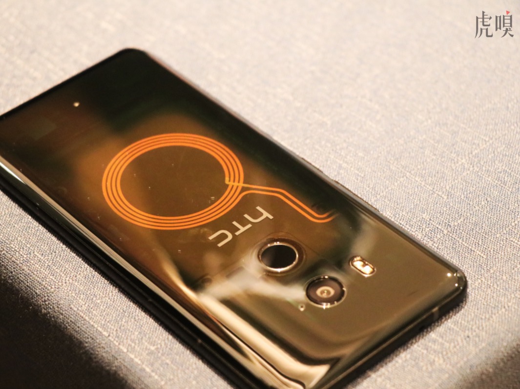 【视频】首发上手 HTC 全面屏新机，20 岁的昔日巨头还有多少机会翻身？