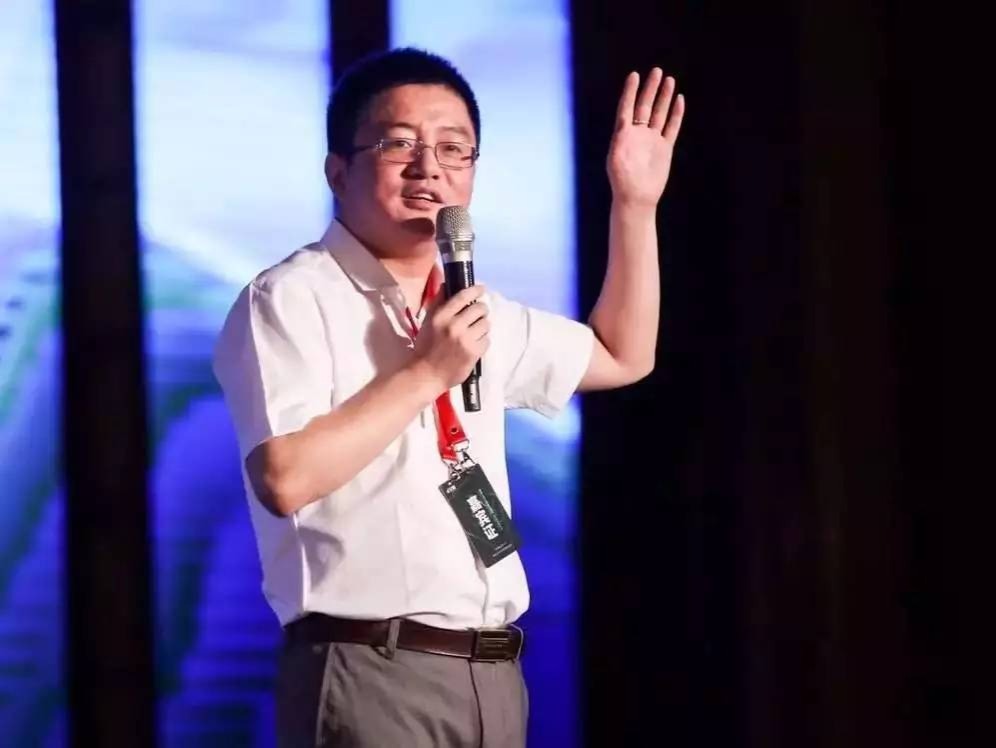 王慧文：为什么美团点评看起来总是四处树敌？