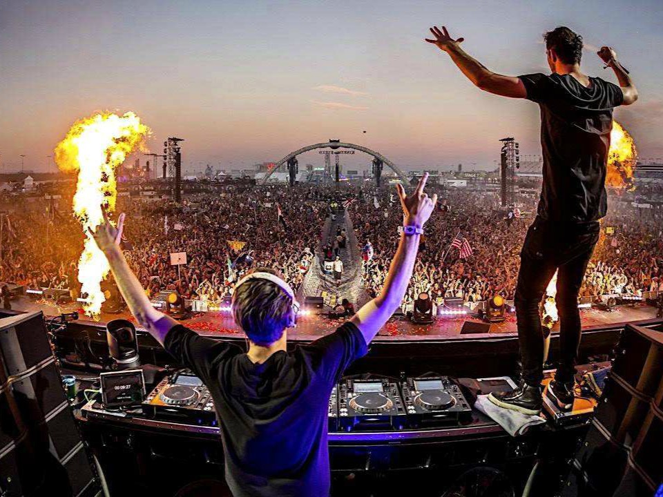 一年超过150场电音节，电子音乐能变成下一个嘻哈吗？