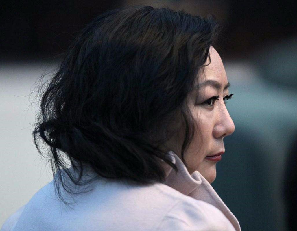 在吴亚军缺席的日子里-虎嗅网