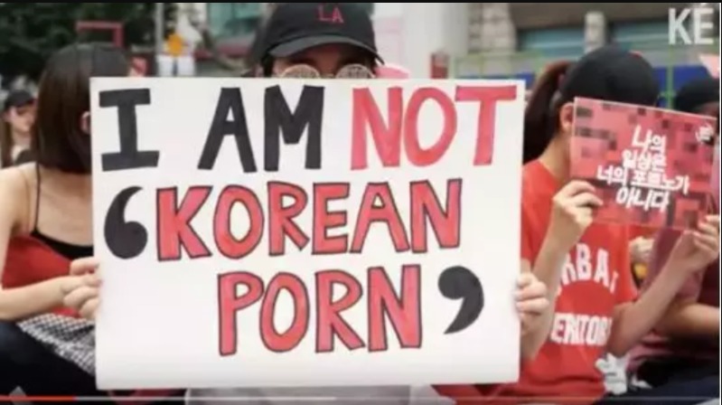 “我的隐私，不是给你当黄片看的！”