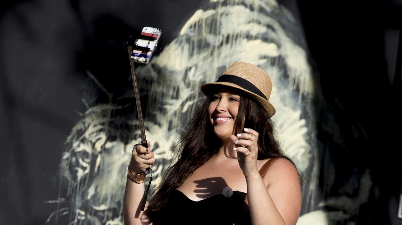 从腾讯棒杀“她face+”，看美颜产品之殇