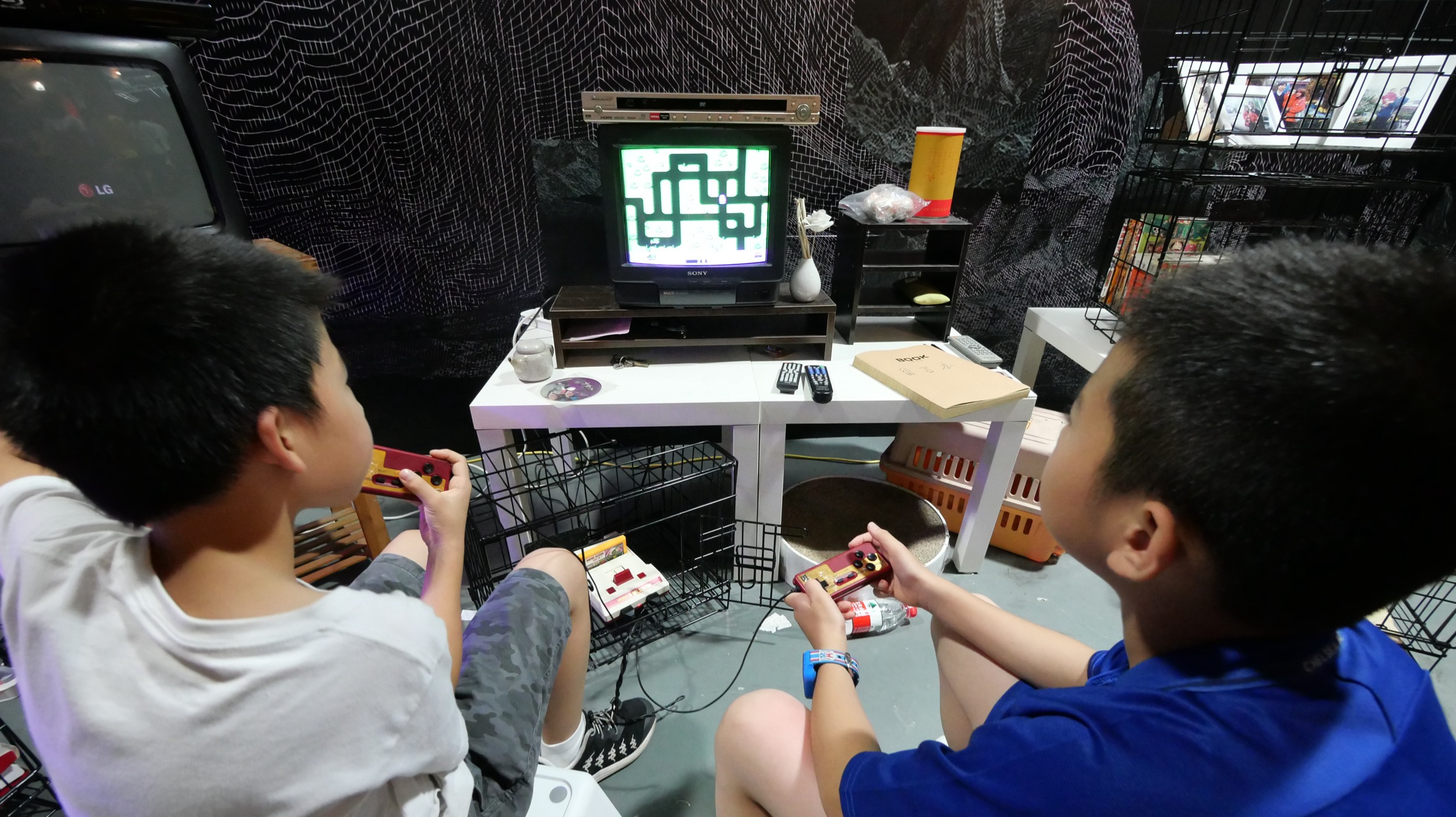 小霸王游戏机坠落始末