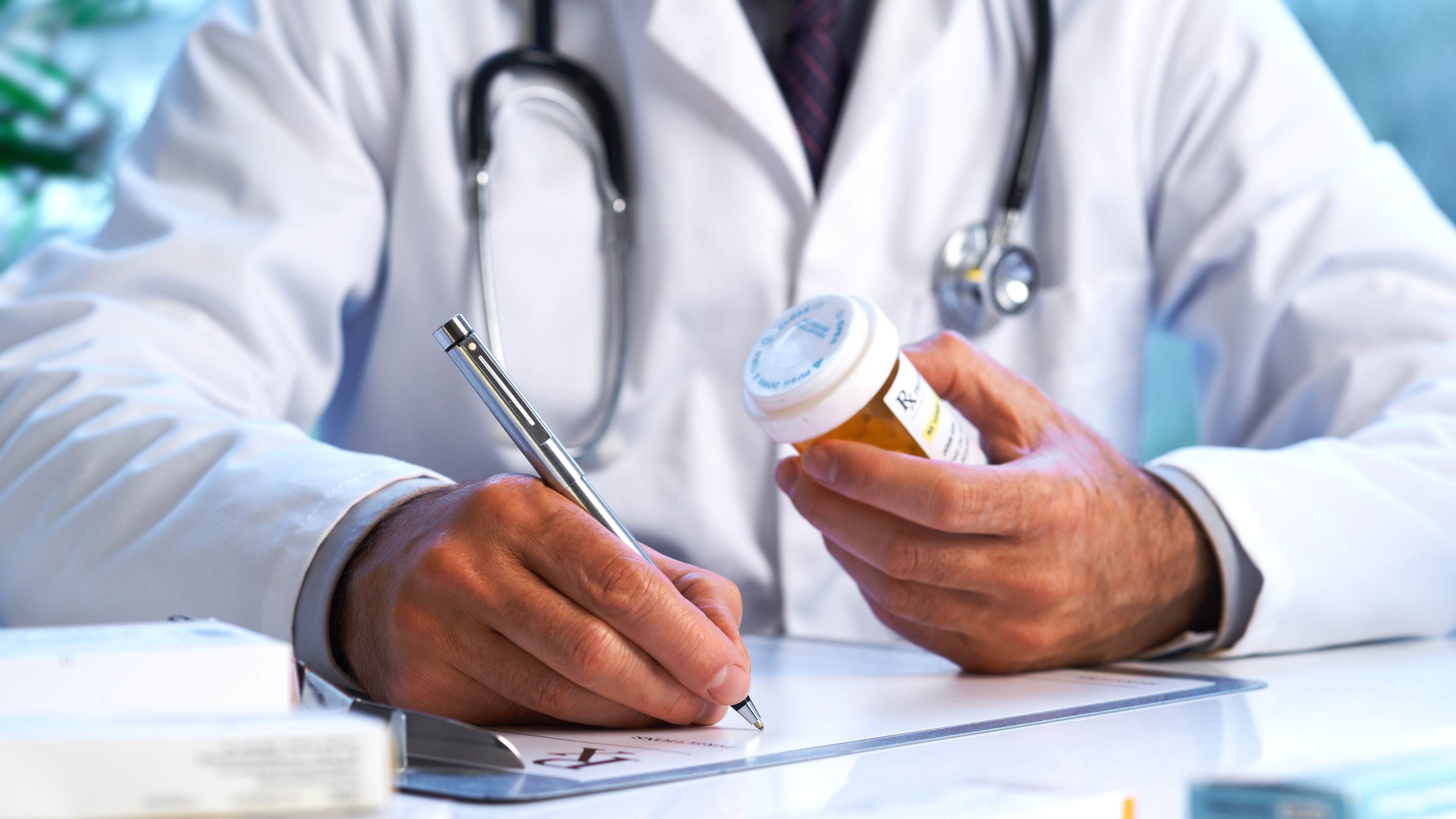 慢性肝病治疗行业“缺鸡又缺蛋”，市值低迷如何破局？