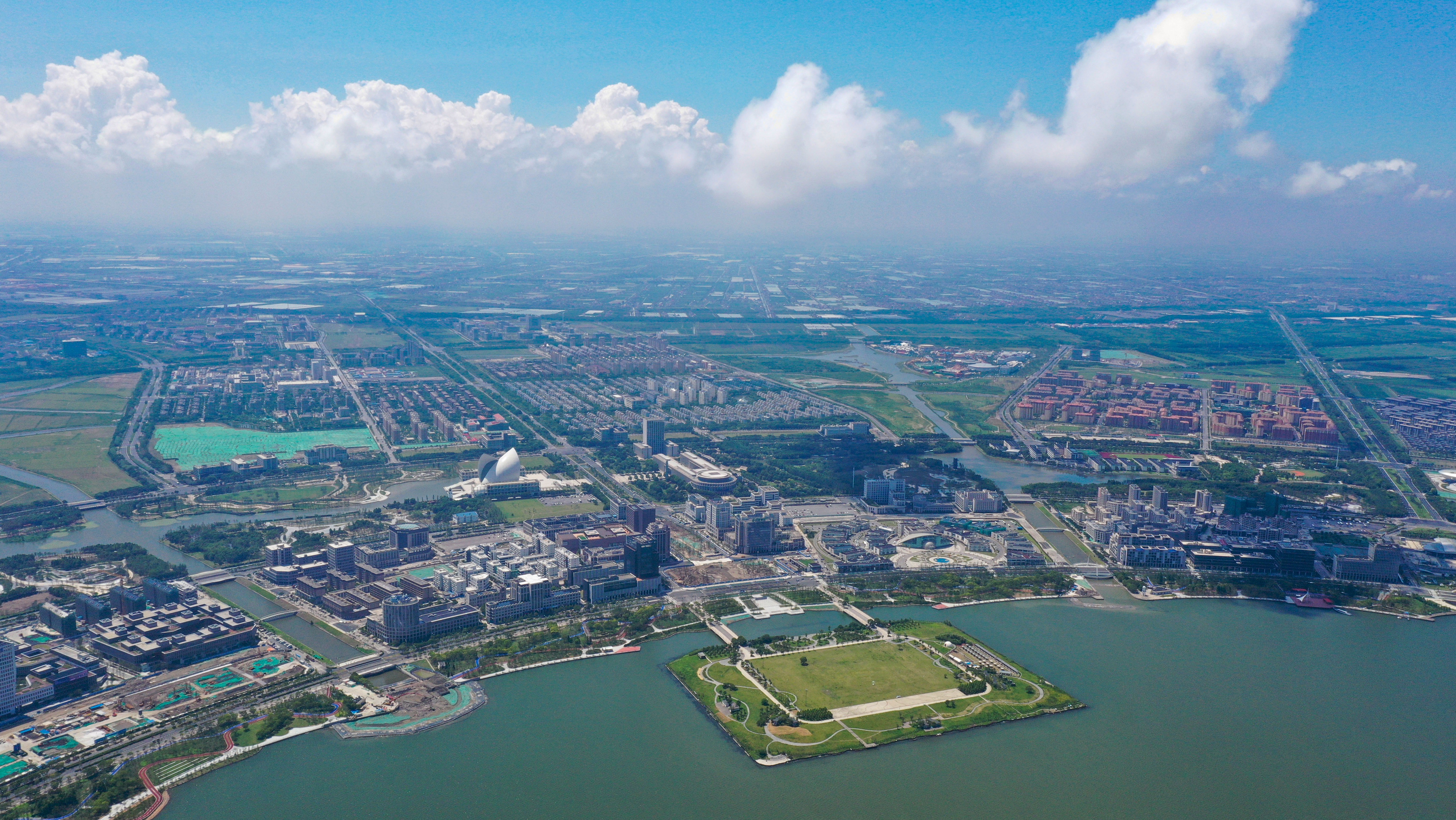 上海自贸区临港新片区将“放开”房产限购政策