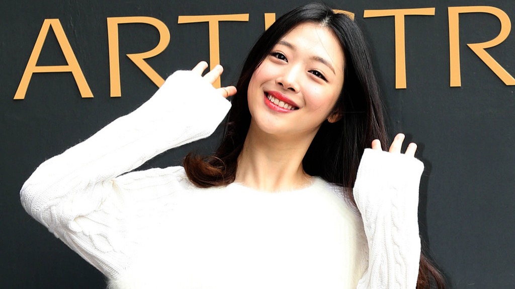 网暴雪莉的那群人没有悔意：“受不了恶评，那就不要做艺人”