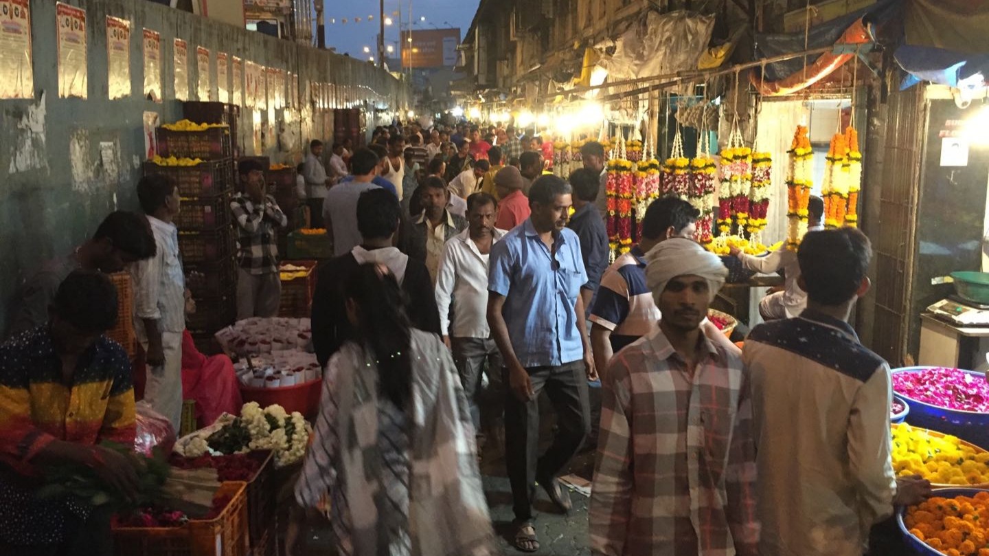 印度落后中国多少年？