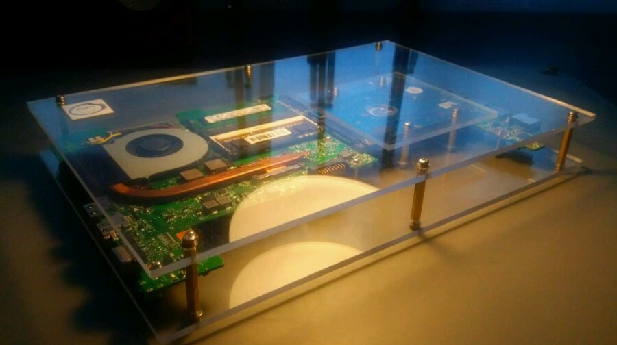 我在百度图拉丁吧，看到鲁班与达闻西齐飞