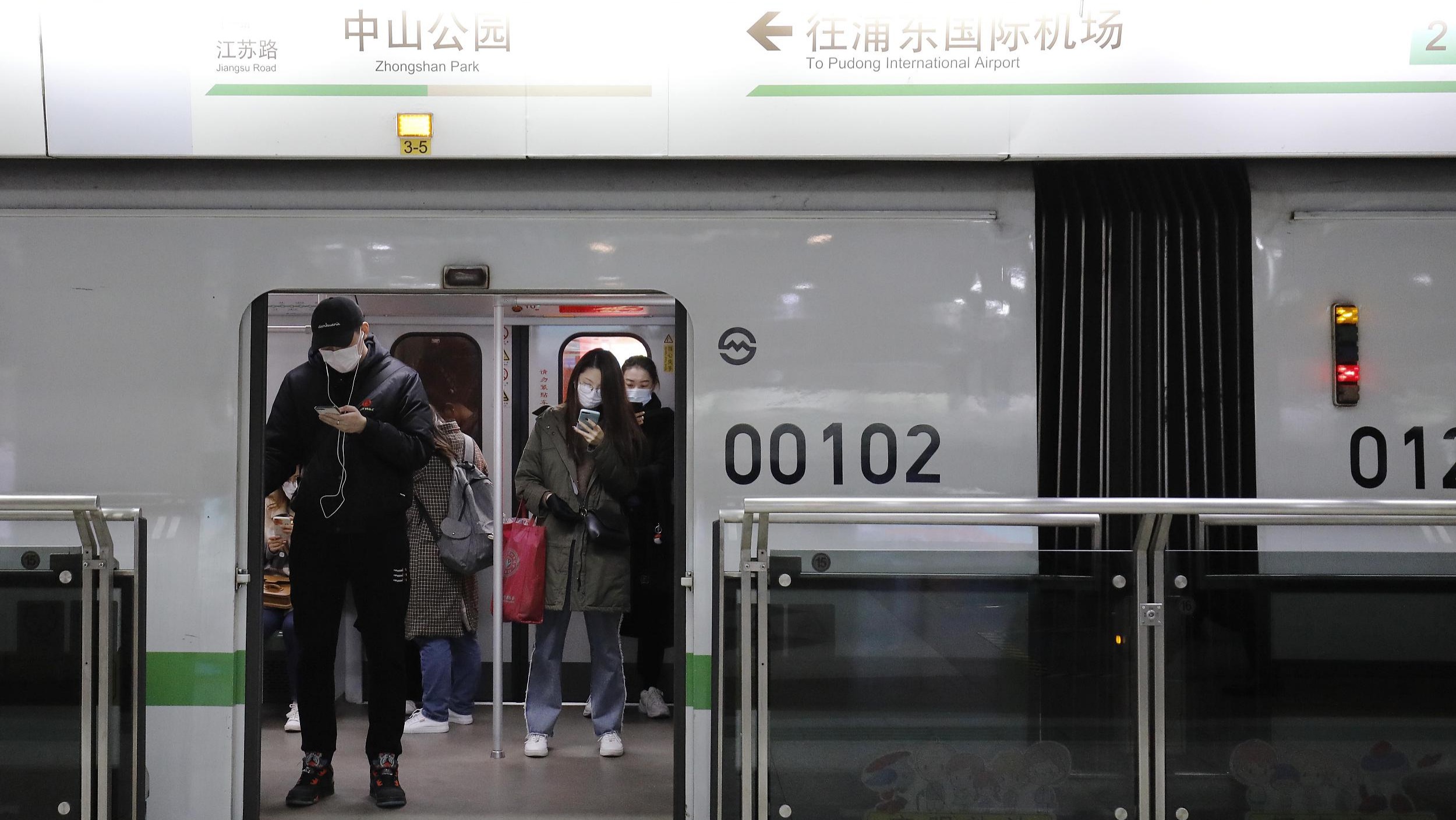 上海外围地铁住区的四型性格图谱