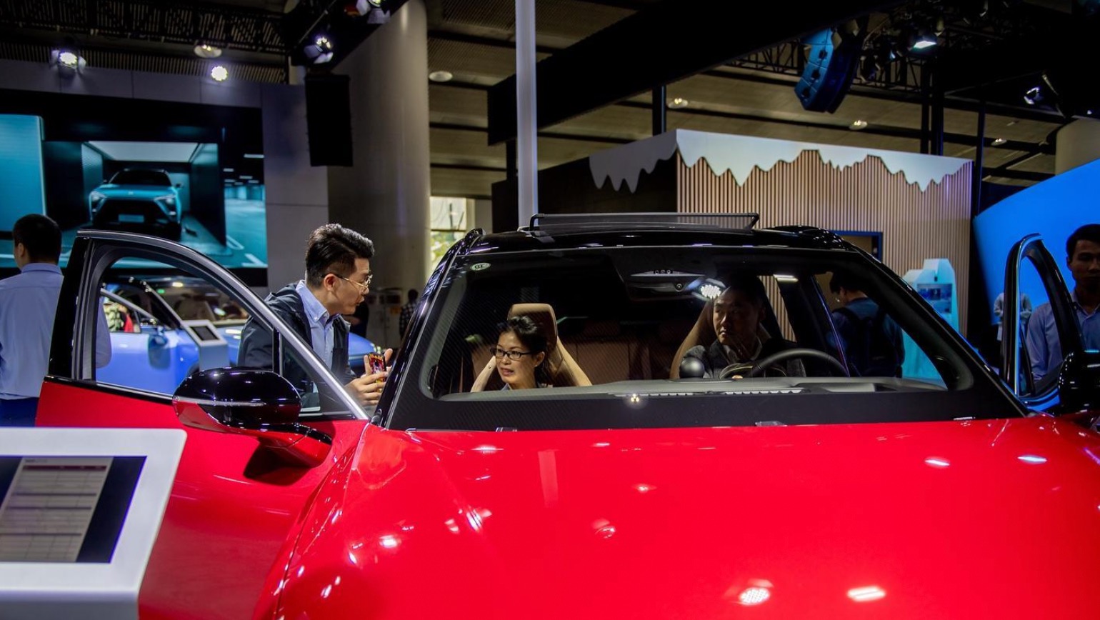 新能源产业链，谁为谁打工？