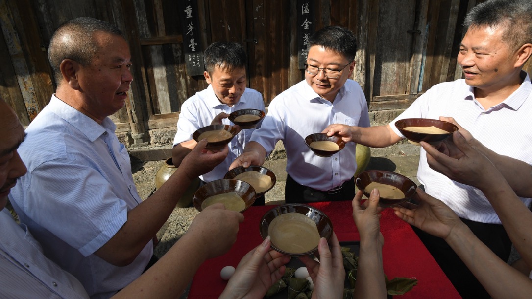 茅台拆股，散户狂欢？