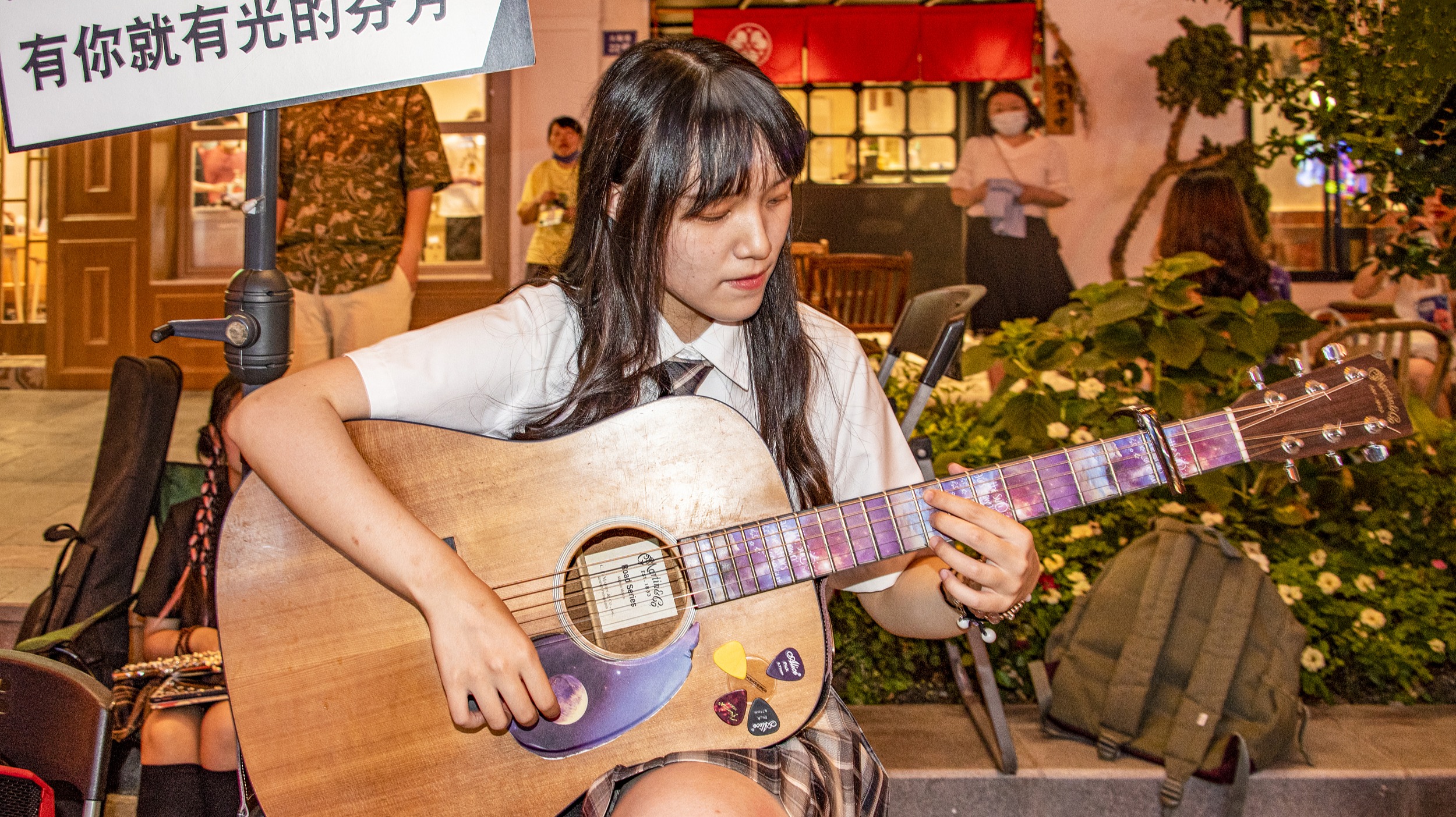 卷完学历的年轻人，开始拼技能了