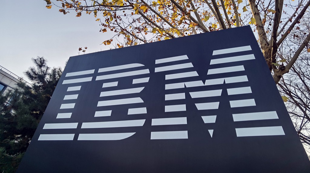 IBM失去的十年：错失云计算机遇，豪赌AI失败