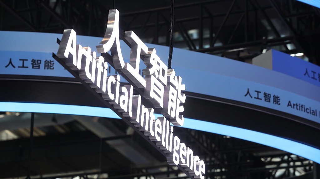 AI押中高考作文题，还有哪家的技术适用于高考？| 0607张博划重点