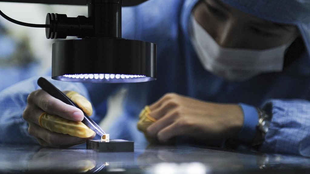 光模块、光芯片都被爆炒，他们的上游呢？| 0614张博划重点