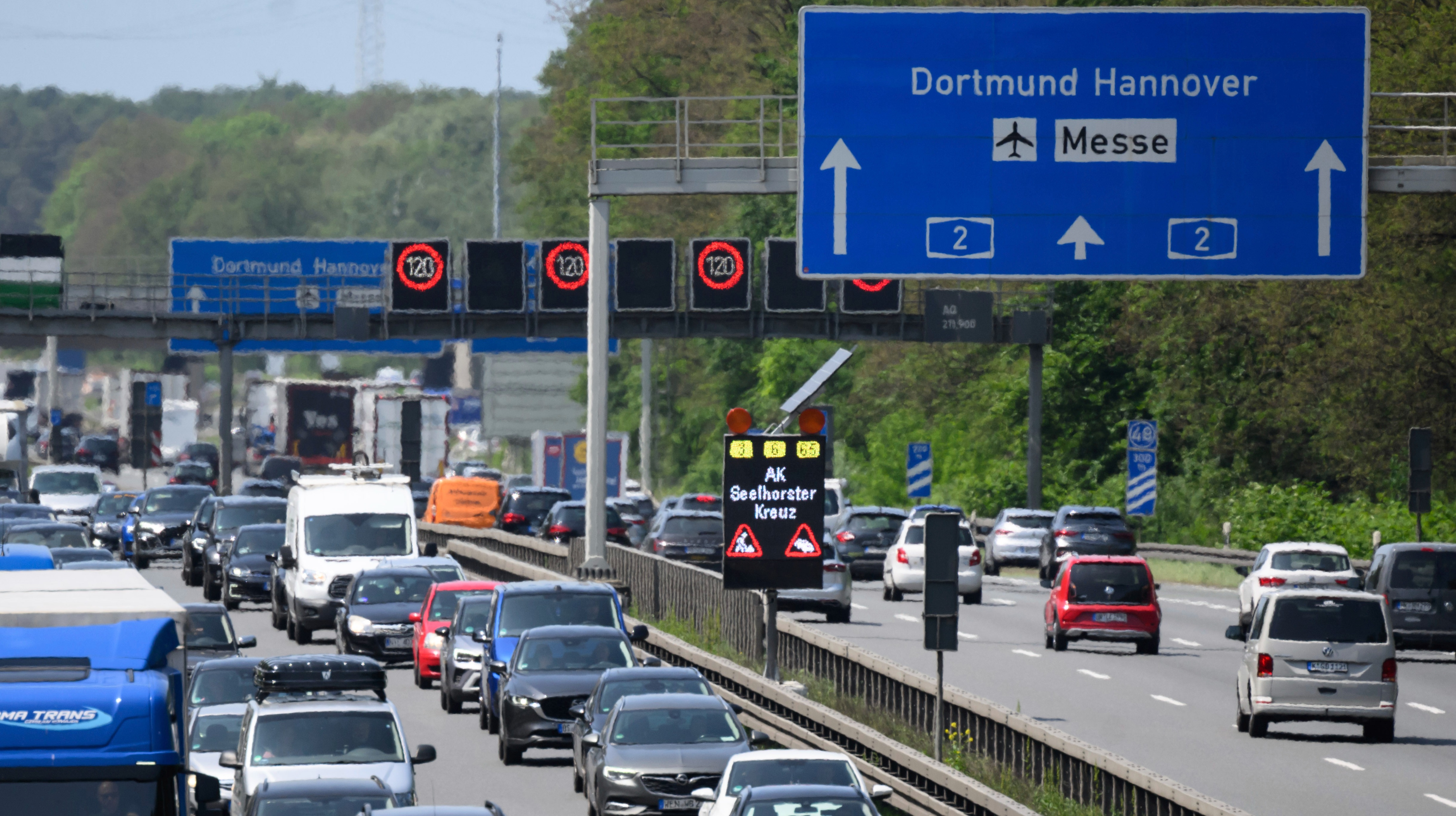 为什么德国高速公路“不限速”？