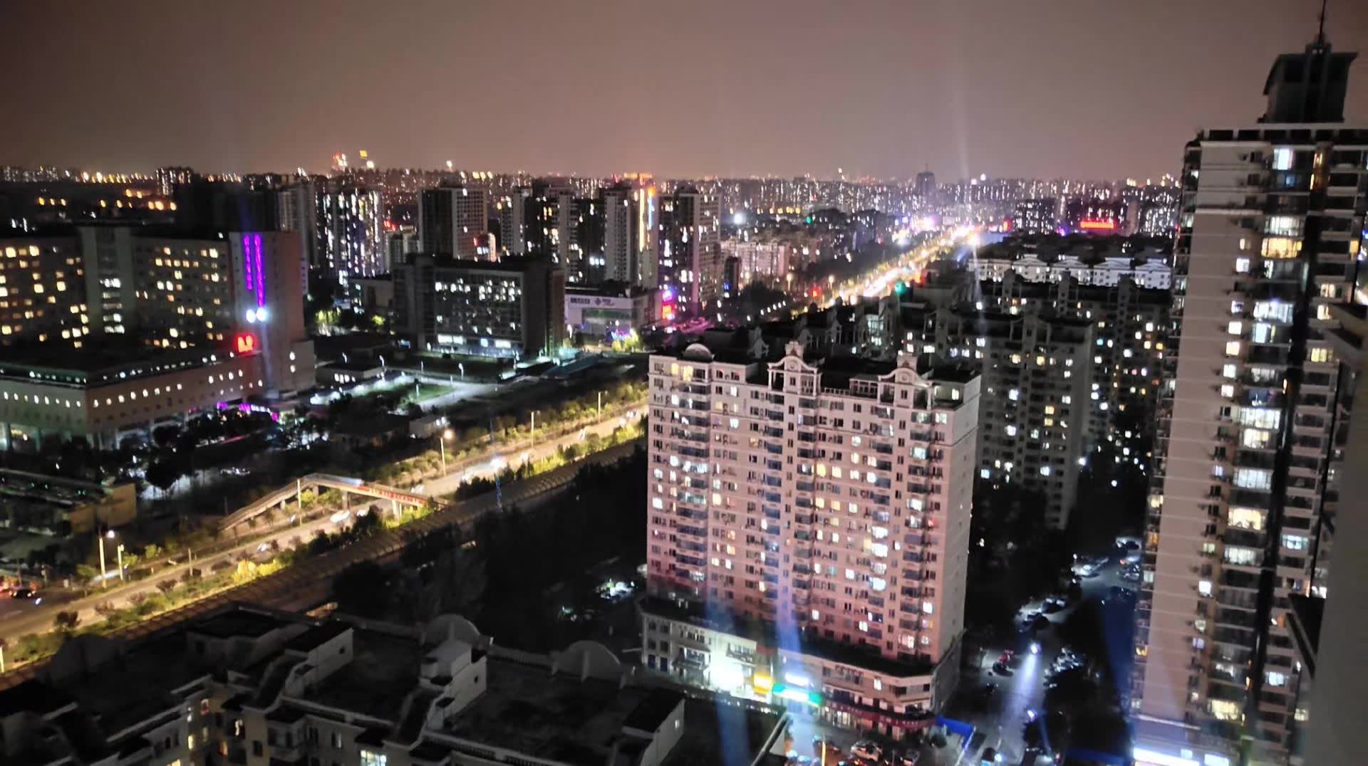 跌到谷底的馬路房，被年輕人瘋狂撿漏