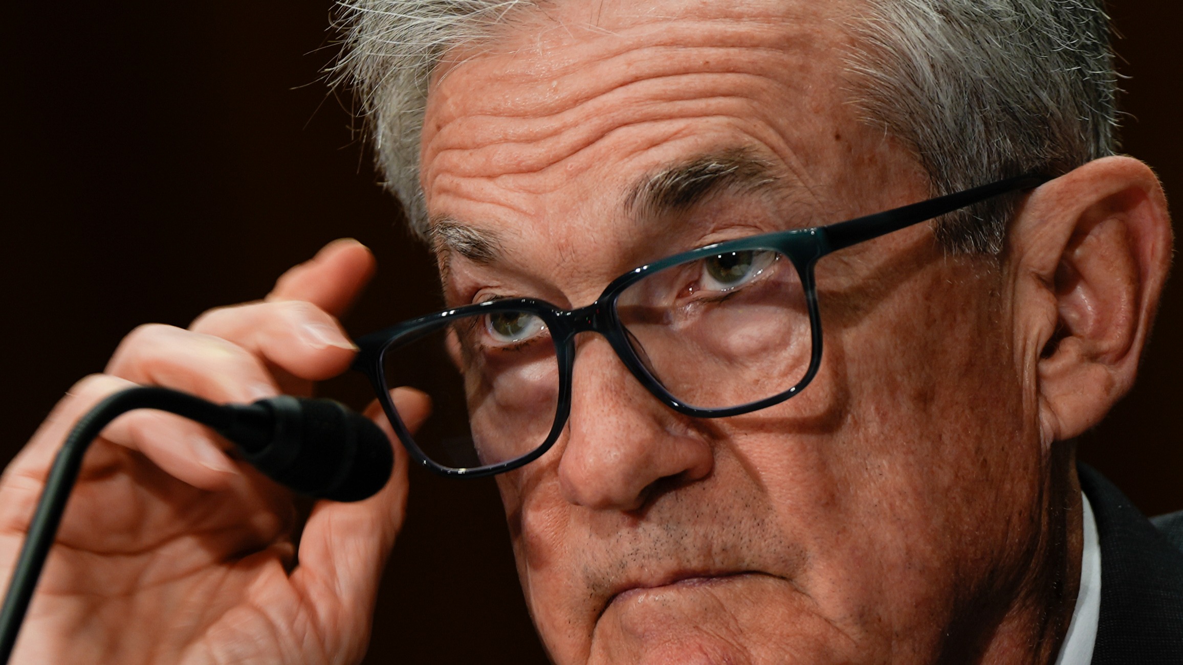 市场如何定价“鲍威尔离任”风险？