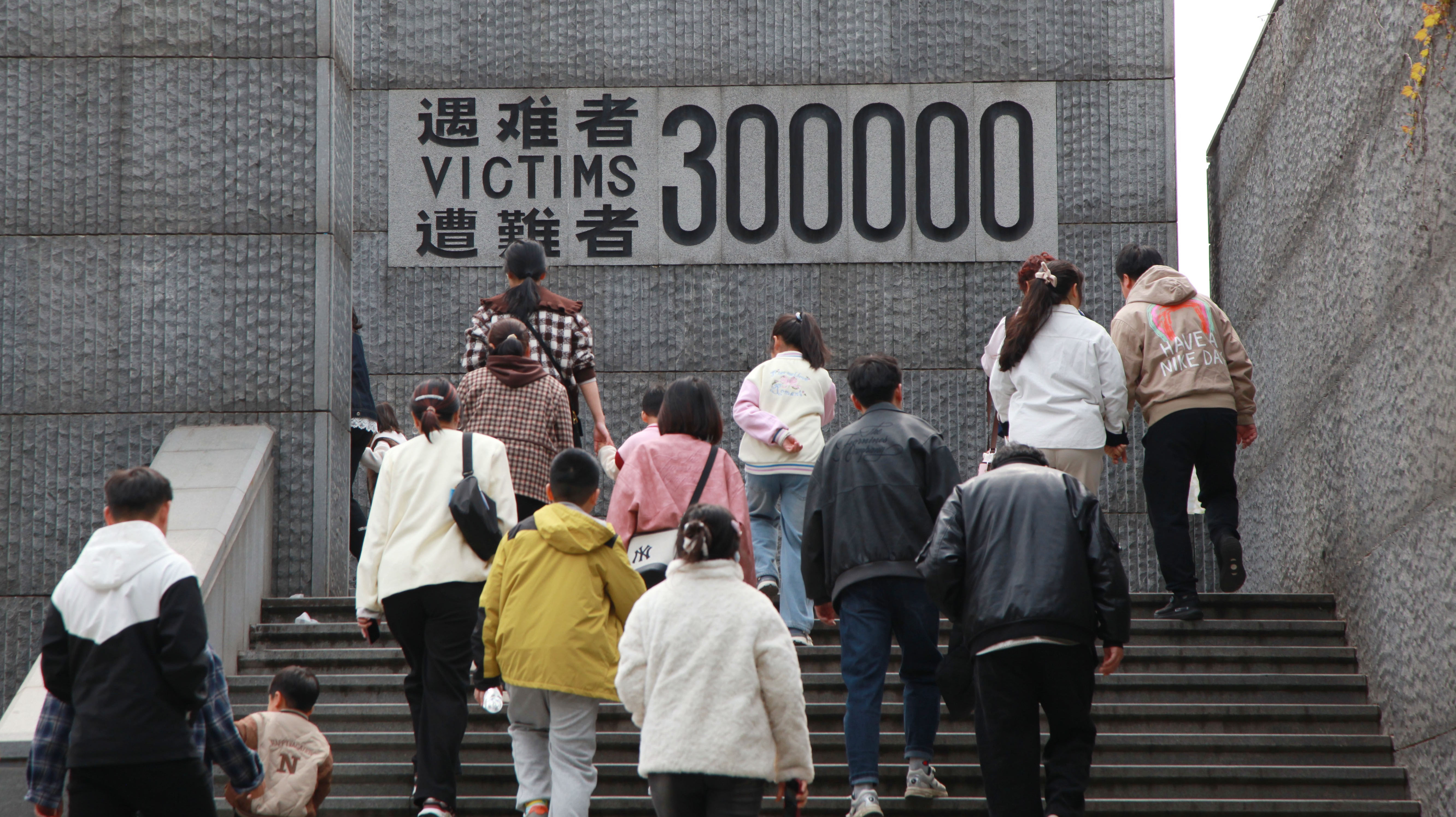 日本的战后反思，为何不如德国深刻