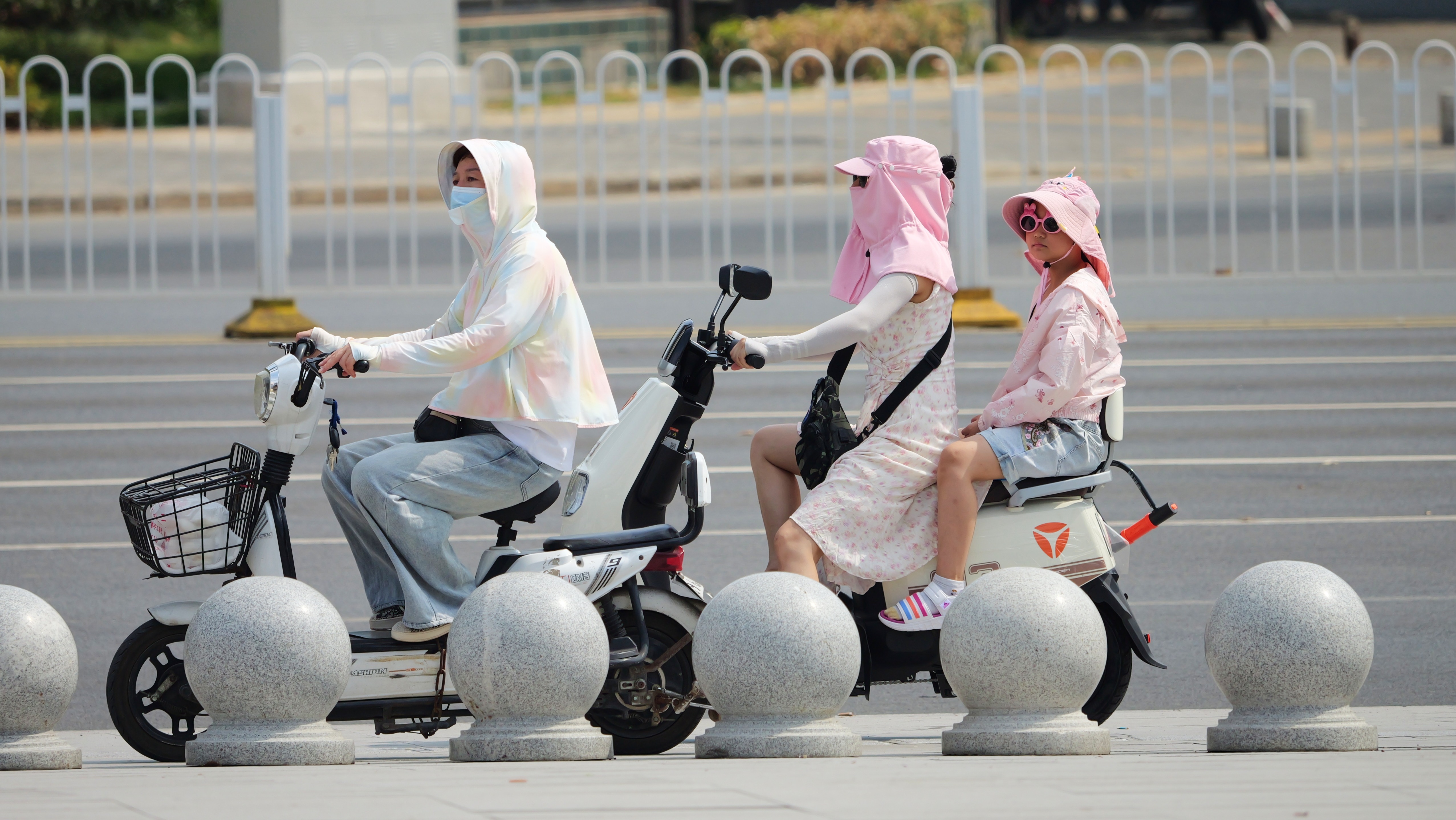 热浪“烤”验全球，高温对经济有哪些影响？