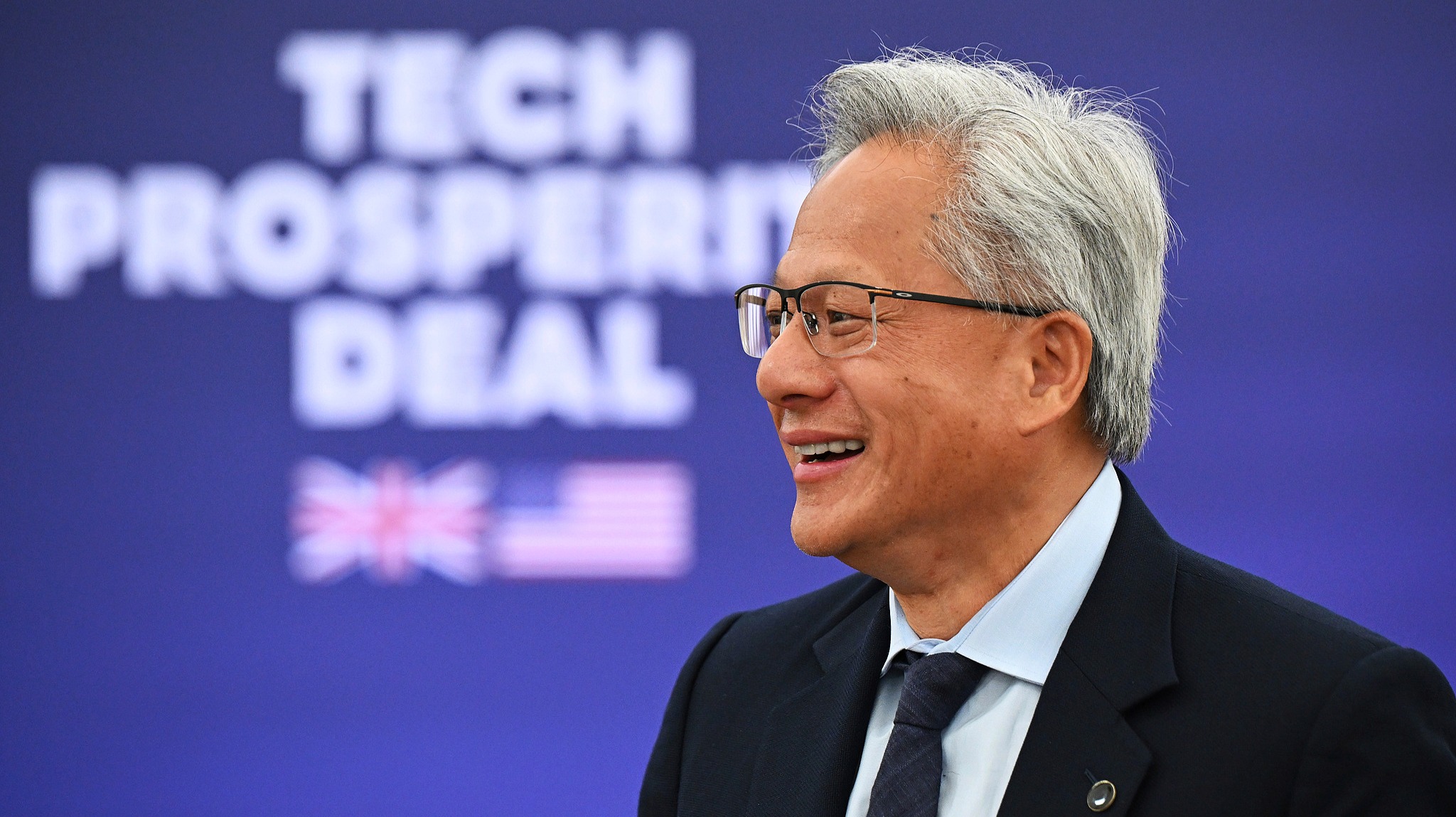 英伟达50亿美元入股英特尔