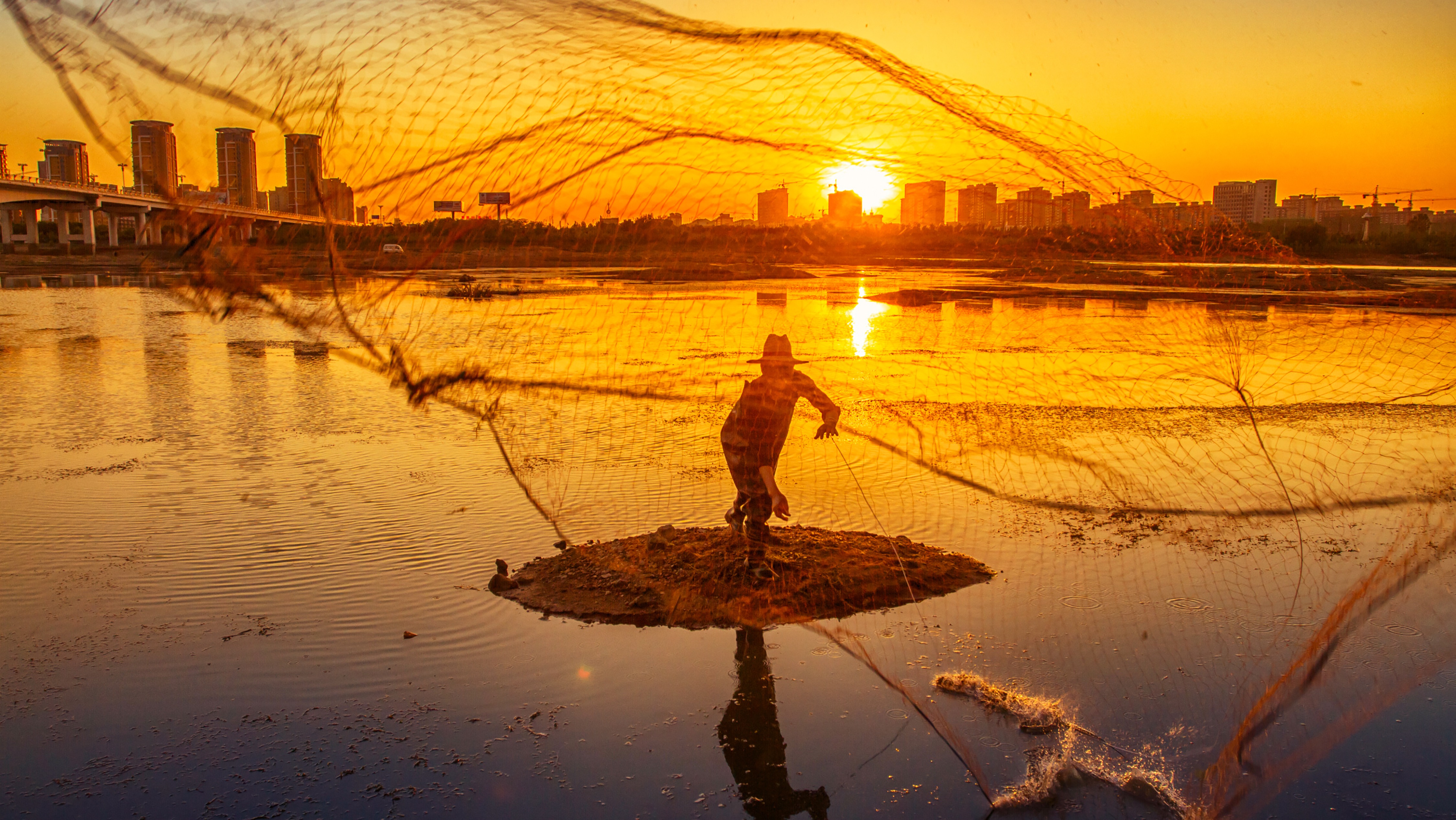 山东、浙江冲线10万亿：下一个“富可敌国”是谁？