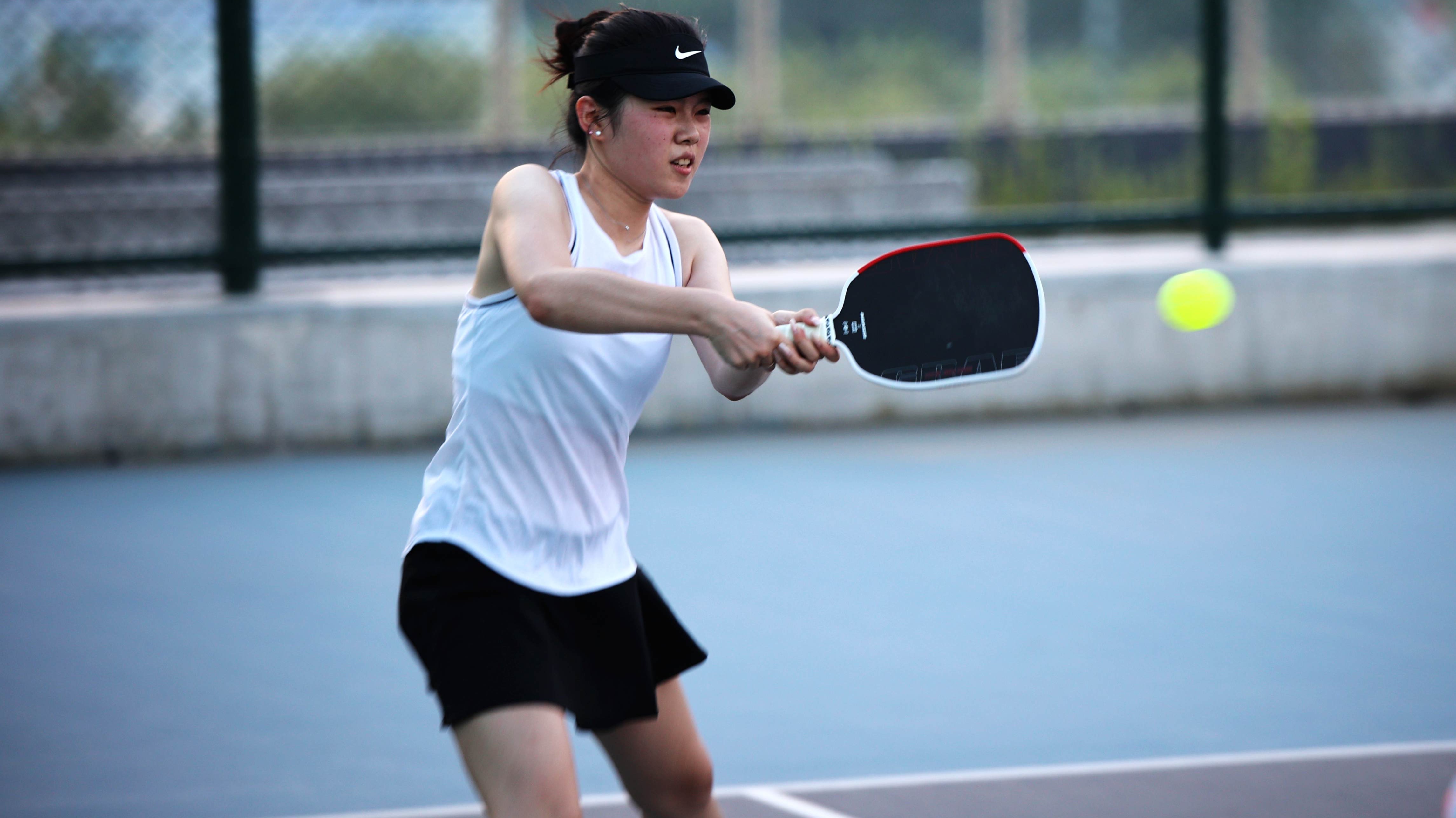 “老头乐”匹克球，对年轻人来说刚刚好