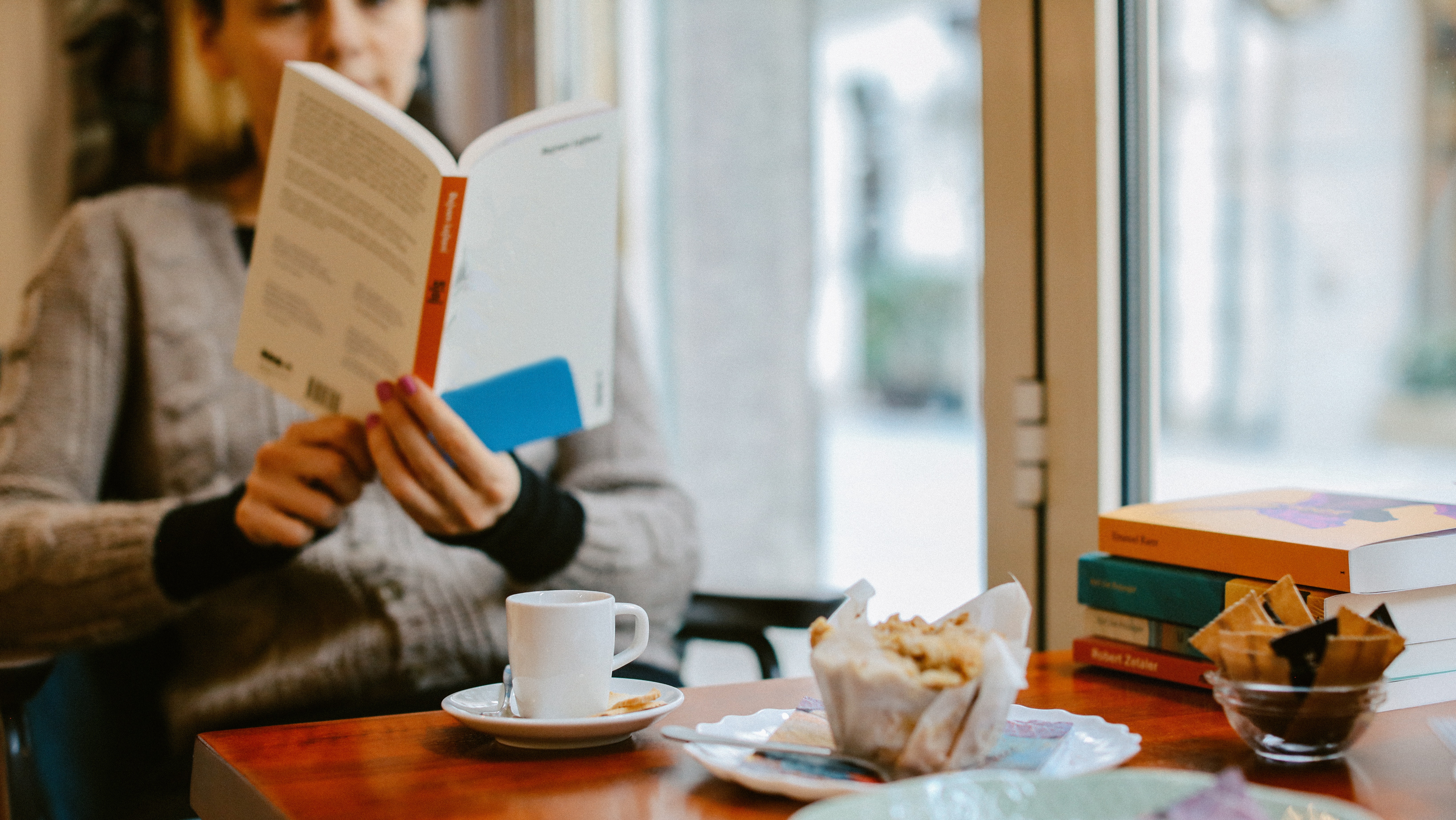 开一家独立书店，到底能遇到多少奇怪的客人？