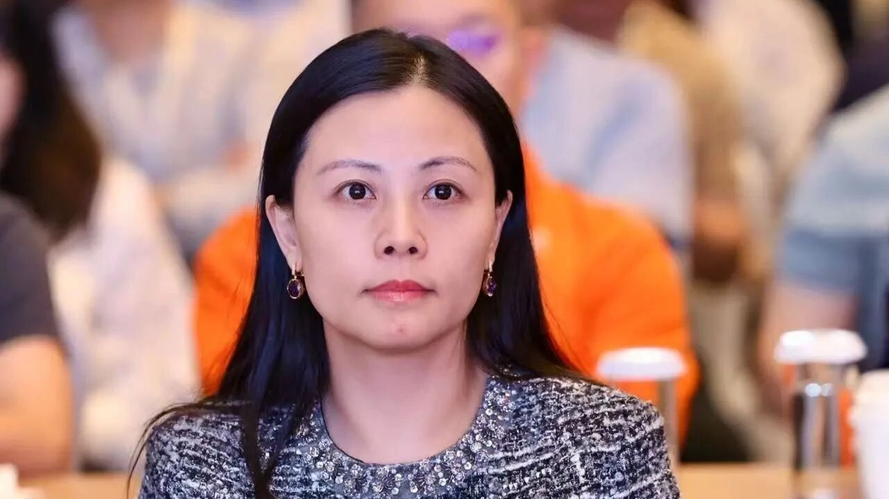 李蓓被流量耽误了