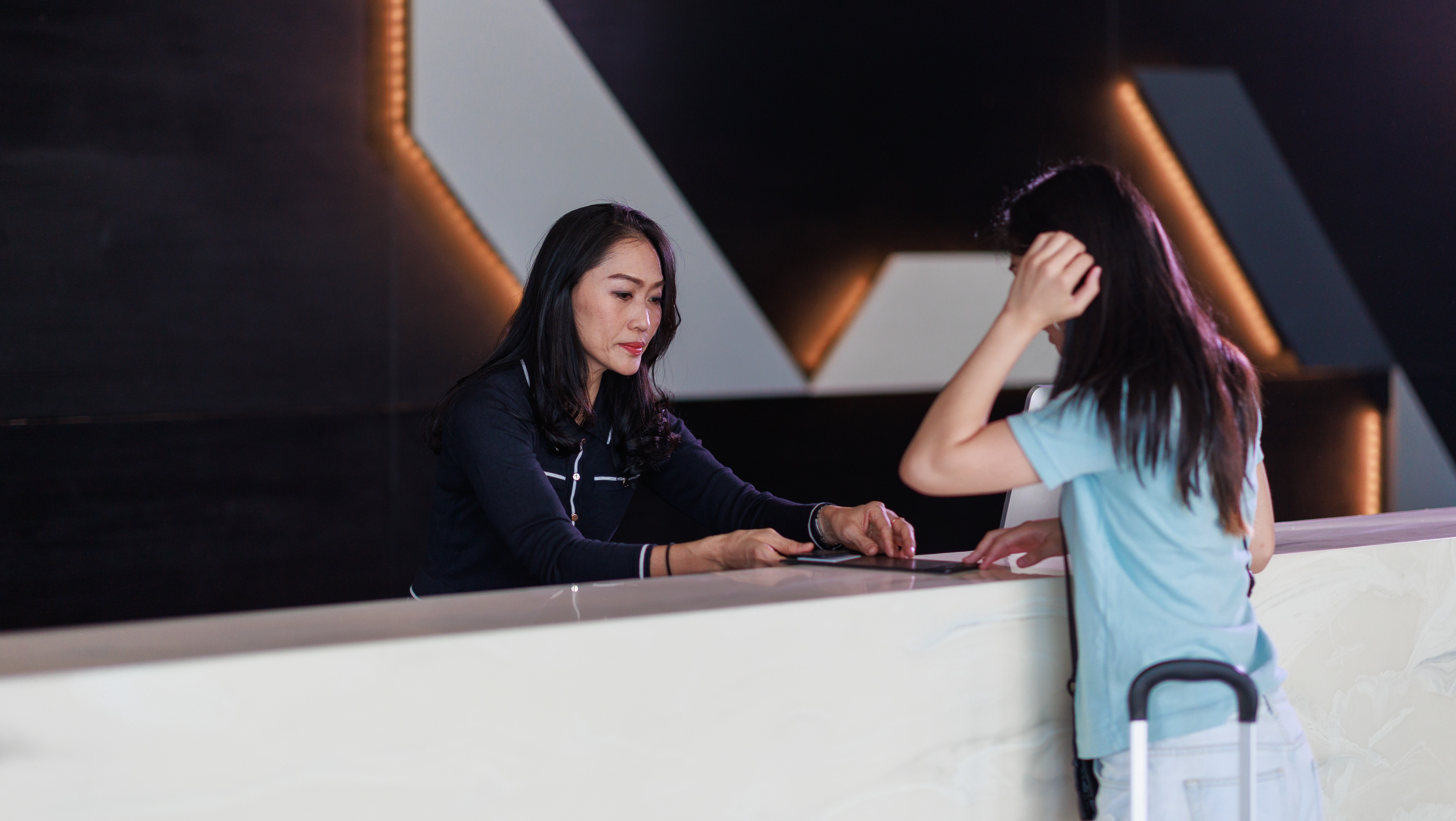 24小时退房，我和酒店客服聊清楚了