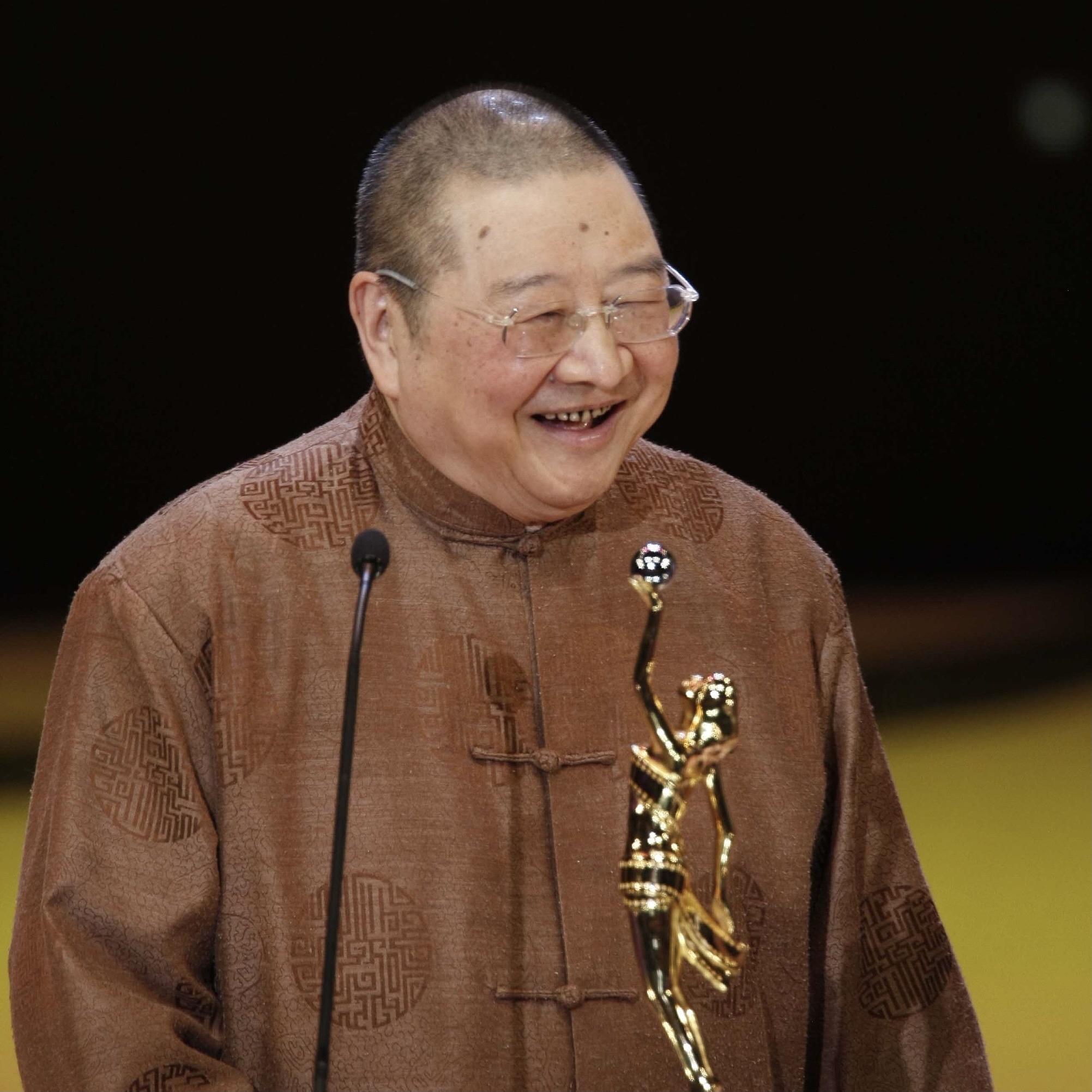 再见，倪匡；再见，卫斯理