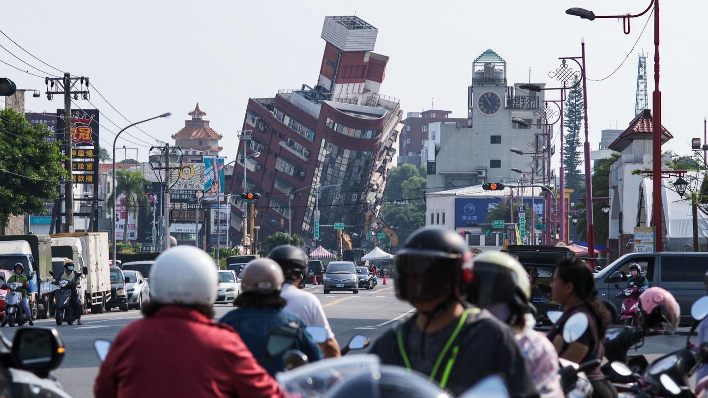 台湾遭遇25年来最大地震