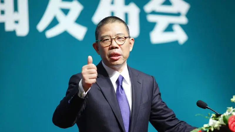 钟睒睒,身家4550亿